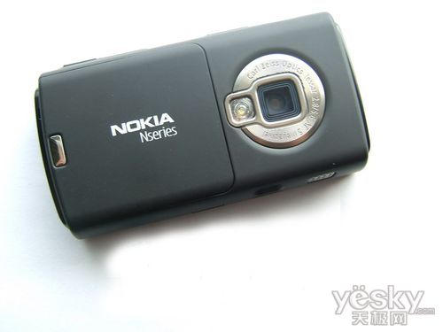 经典双向滑盖手机 诺基亚N95(8G)仅1899元
