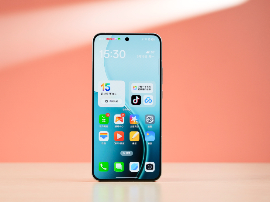 OPPO Reno14 Pro 评测：Live图天花板？长焦+4K+爆闪三招玩转动态美学
